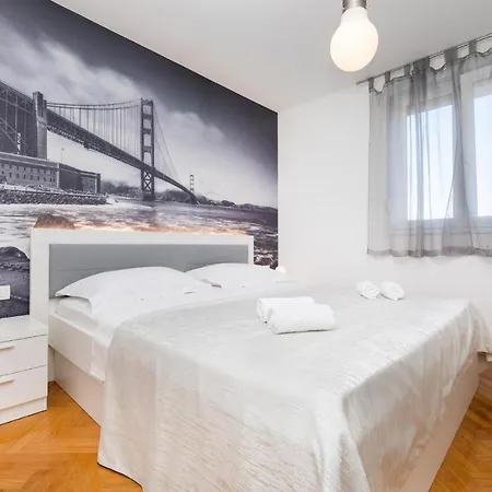 Nice In W/ Wifi And 2 Bedrooms