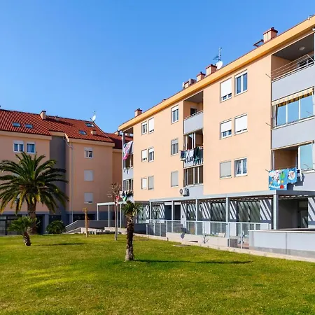 Nice In W/ Wifi And 2 Bedrooms * Split